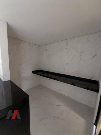 Imagem Casa com 3 Quartos à Venda, 122 m² em Lagoa Redonda - Fortaleza Imagem Casa com 3 Quartos à Venda, 122 m² em Lagoa Redonda - Fortaleza