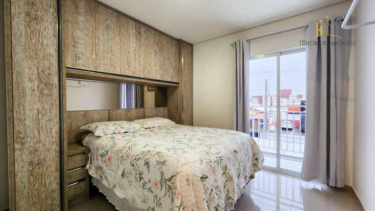 Imagem Sobrado com 2 Quartos à Venda, 64 m² em Boneca Do Iguaçu - São José Dos Pinhais Imagem Sobrado com 2 Quartos à Venda, 64 m² em Boneca Do Iguaçu - São José Dos Pinhais