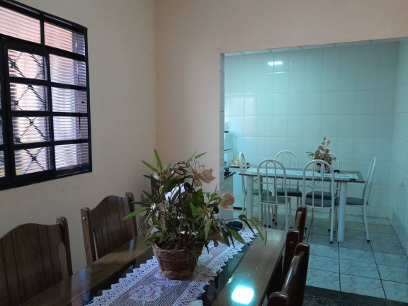 Imagem Casa com 3 Quartos à Venda, 207 m² em Ribeirão Preto Imagem Casa com 3 Quartos à Venda, 207 m² em Ribeirão Preto