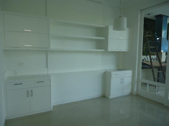 Imagem Casa com 6 Quartos à Venda,  em Alphaville