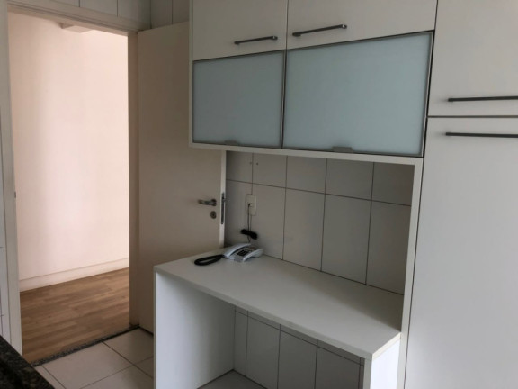 Apartamento com 3 Quartos para Alugar,  em Alphaville - Barueri