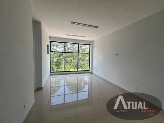 Imagem Galpão para Alugar, 1.750 m² em Terra Preta (terra Preta) - Mairiporã