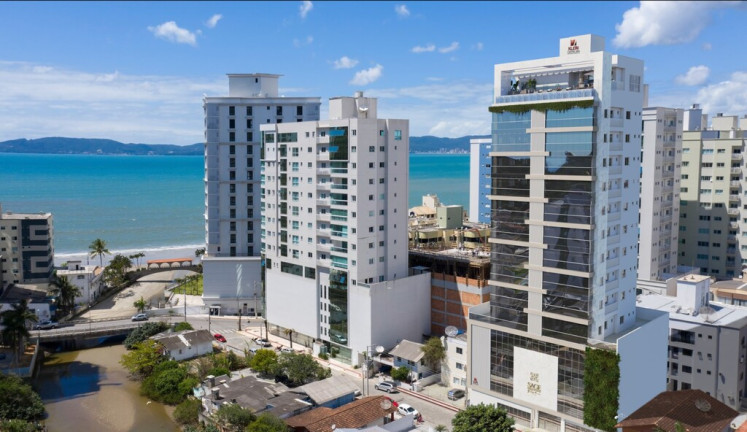 Imagem Apartamento com 3 Quartos à Venda, 230 m² em Centro - Itapema Imagem Apartamento com 3 Quartos à Venda, 230 m² em Centro - Itapema