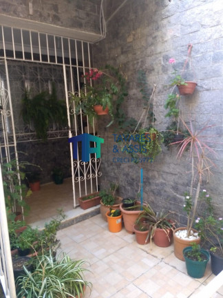 Imagem Imóvel com 3 Quartos à Venda, 140 m² em Jardim Glória - Juiz De Fora Imagem Imóvel com 3 Quartos à Venda, 140 m² em Jardim Glória - Juiz De Fora