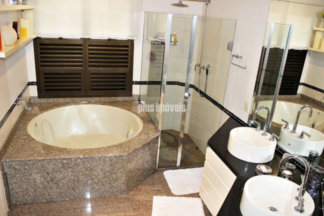 Imagem Apartamento com 3 Quartos à Venda, 256 m² em Morumbi - São Paulo Imagem Apartamento com 3 Quartos à Venda, 256 m² em Morumbi - São Paulo