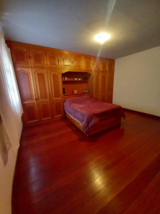 Imagem Casa com 4 Quartos à Venda, em Perisse - Nova Friburgo Imagem Casa com 4 Quartos à Venda, em Perisse - Nova Friburgo