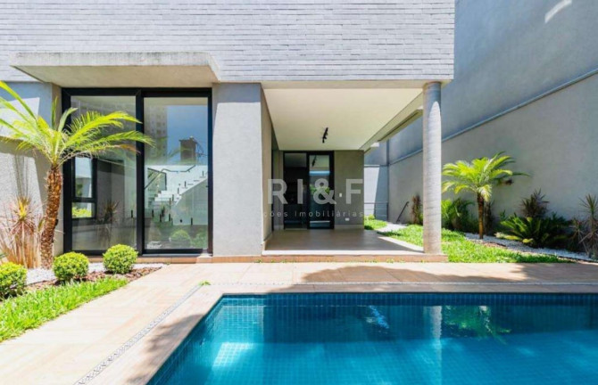 Imagem Casa com 3 Quartos à Venda, 352 m² em Indianópolis - São Paulo Imagem Casa com 3 Quartos à Venda, 352 m² em Indianópolis - São Paulo