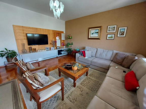 Imagem Casa com 3 Quartos à Venda, 114 m² em São Pedro - Teresópolis Imagem Casa com 3 Quartos à Venda, 114 m² em São Pedro - Teresópolis