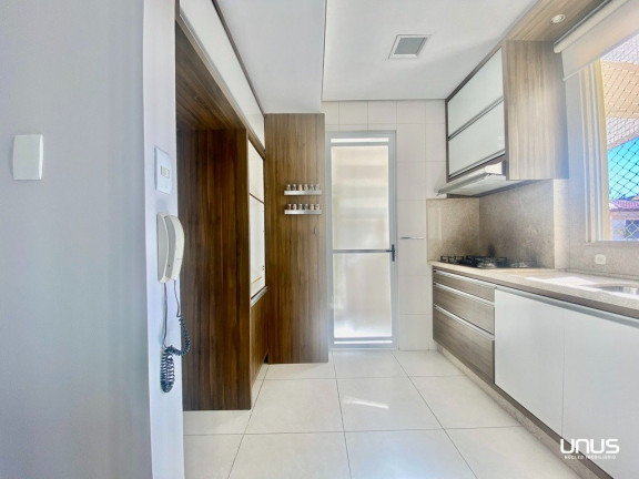 Imagem Cobertura com 3 Quartos à Venda, 135 m² em Coqueiros - Florianópolis Imagem Cobertura com 3 Quartos à Venda, 135 m² em Coqueiros - Florianópolis