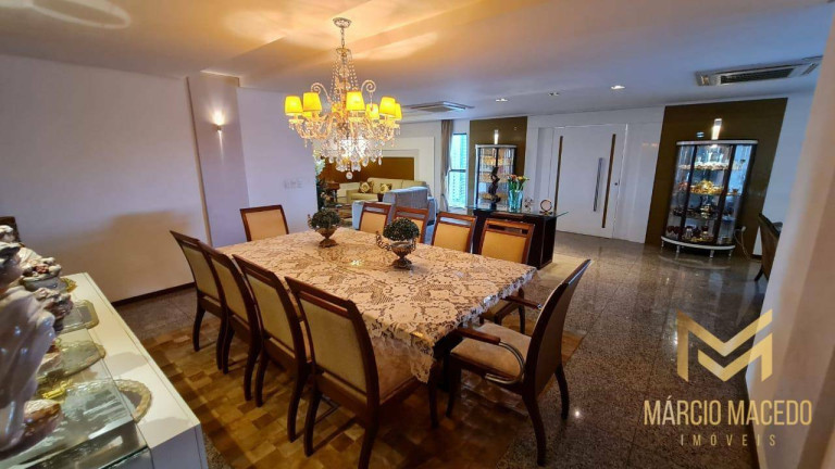 Imagem Apartamento com 3 Quartos à Venda, 303 m² em Patriolino Ribeiro - Fortaleza Imagem Apartamento com 3 Quartos à Venda, 303 m² em Patriolino Ribeiro - Fortaleza