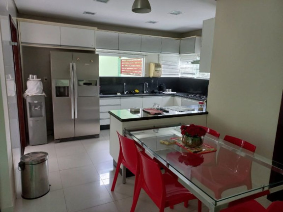 Imagem Casa com 4 Quartos à Venda, 500 m² em Colônia Terra Nova - Manaus Imagem Casa com 4 Quartos à Venda, 500 m² em Colônia Terra Nova - Manaus