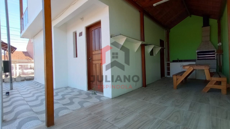 Imagem Casa com 2 Quartos à Venda, 75 m² em Hípica - Porto Alegre Imagem Casa com 2 Quartos à Venda, 75 m² em Hípica - Porto Alegre