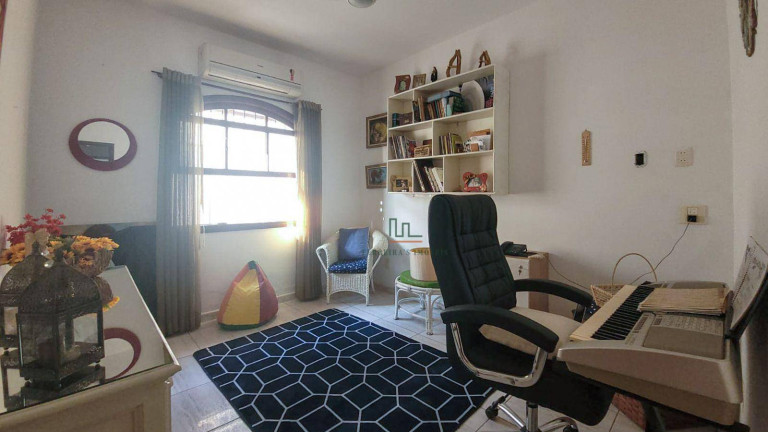Imagem Casa com 4 Quartos à Venda, 321 m² em Itaipu - Niterói Imagem Casa com 4 Quartos à Venda, 321 m² em Itaipu - Niterói