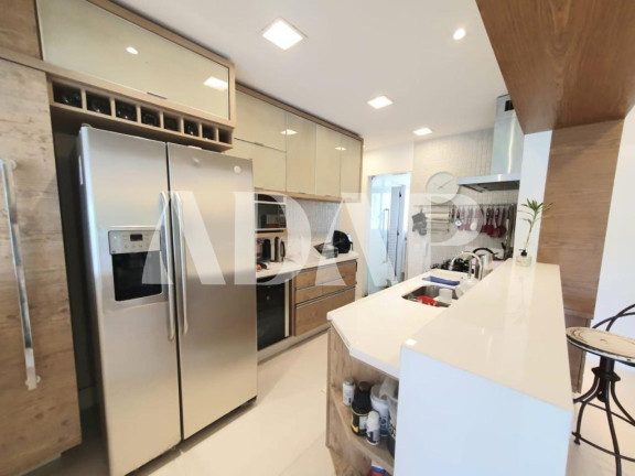 Imagem Imóvel com 3 Quartos à Venda, 189 m² em Barra Da Tijuca - Rio De Janeiro Imagem Imóvel com 3 Quartos à Venda, 189 m² em Barra Da Tijuca - Rio De Janeiro