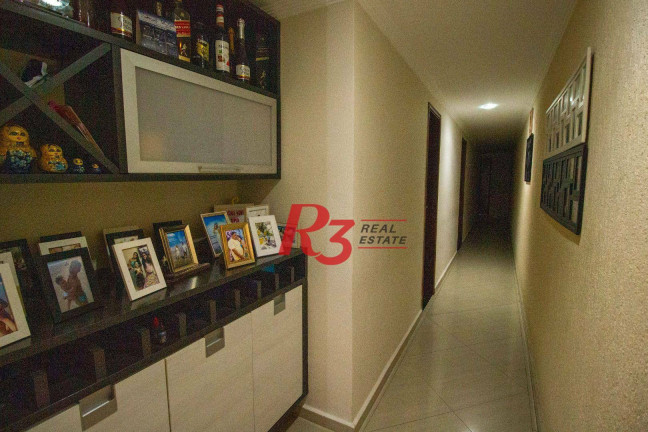 Imagem Sobrado com 5 Quartos à Venda, 368 m² em Marapé - Santos Imagem Sobrado com 5 Quartos à Venda, 368 m² em Marapé - Santos