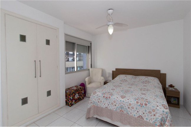 Imagem Imóvel com 4 Quartos à Venda, em Vila Mariana - São Paulo Imagem Imóvel com 4 Quartos à Venda, em Vila Mariana - São Paulo