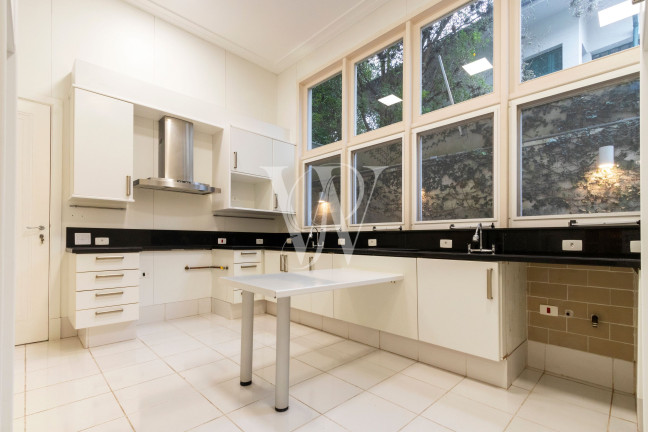 Imagem Casa com 4 Quartos à Venda, 750 m² em Jardim Europa - São Paulo Imagem Casa com 4 Quartos à Venda, 750 m² em Jardim Europa - São Paulo