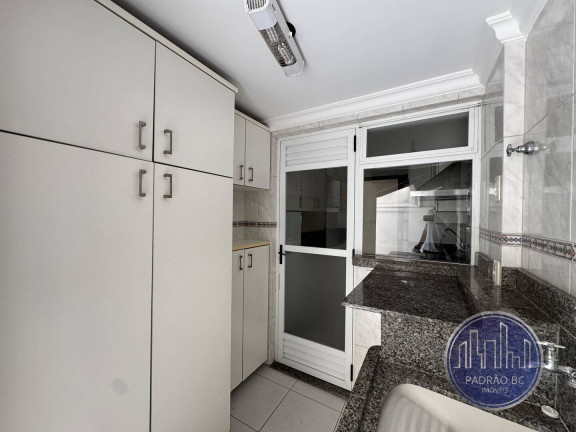 Imagem Apartamento com 3 Quartos para Alugar, 260 m² em Centro - Balneário Camboriú Imagem Apartamento com 3 Quartos para Alugar, 260 m² em Centro - Balneário Camboriú