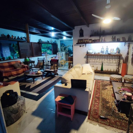 Imagem Casa com 4 Quartos à Venda, 320 m² em Monte Oliveti - Guapimirim Imagem Casa com 4 Quartos à Venda, 320 m² em Monte Oliveti - Guapimirim