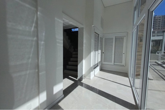 Imagem Imóvel com 2 Quartos à Venda, 64 m² em Vila Ipiranga - Porto Alegre Imagem Imóvel com 2 Quartos à Venda, 64 m² em Vila Ipiranga - Porto Alegre