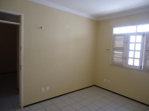 Imagem Casa com 3 Quartos à Venda, 190 m² em Cidade Dos Funcionários - Fortaleza