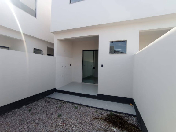 Imagem Casa com 2 Quartos à Venda, 68 m² em Dom Geraldo - Tijucas Imagem Casa com 2 Quartos à Venda, 68 m² em Dom Geraldo - Tijucas