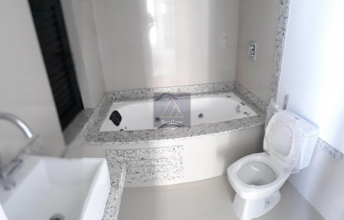 Imagem Cobertura com 3 Quartos à Venda, 276 m² em Mossunguê - Curitiba