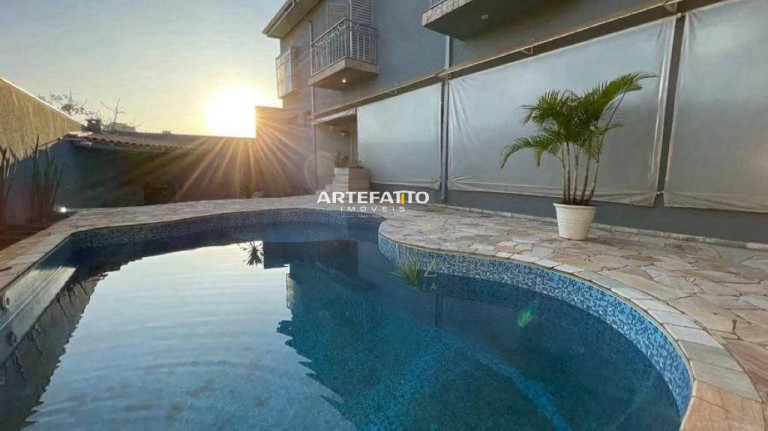 Imagem Casa com 3 Quartos à Venda, 356 m² Imagem Casa com 3 Quartos à Venda, 356 m²