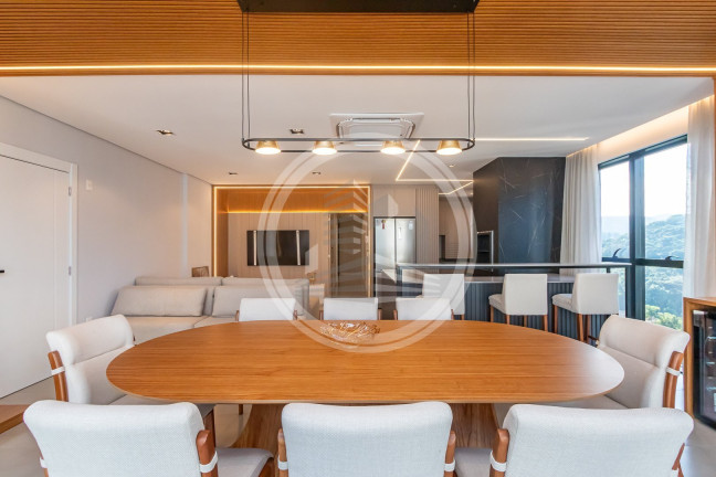 Imagem Apartamento com 4 Quartos à Venda, 137 m² em Pioneiros - Balneário Camboriú Imagem Apartamento com 4 Quartos à Venda, 137 m² em Pioneiros - Balneário Camboriú