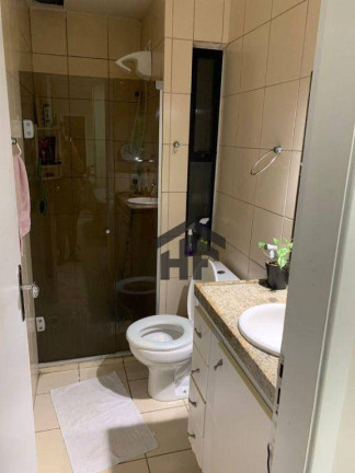 Imagem Apartamento com 3 Quartos à Venda, 72 m² em Casa Amarela - Recife