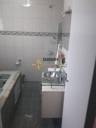 Imagem Sobrado com 3 Quartos à Venda, 190 m² em Vila Progresso - Santo André