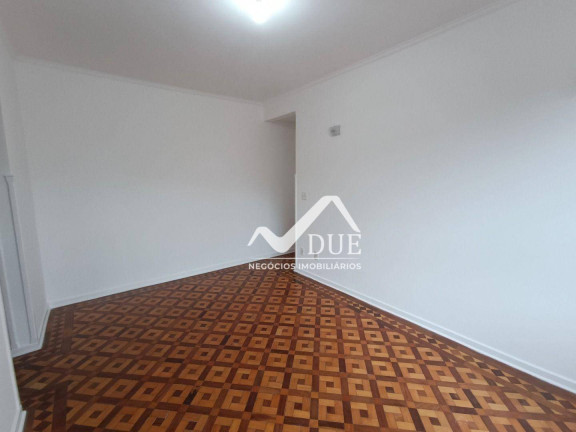 Apartamento com 3 Quartos para Alugar, 117 m² em Boqueirão - Santos