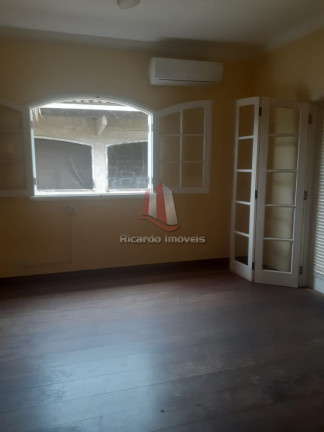 Imagem Imóvel com 7 Quartos à Venda, 1.000 m² em Paraty Imagem Imóvel com 7 Quartos à Venda, 1.000 m² em Paraty