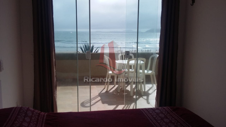 Imagem Imóvel com 3 Quartos à Venda, 100 m² em Peró - Cabo Frio Imagem Imóvel com 3 Quartos à Venda, 100 m² em Peró - Cabo Frio