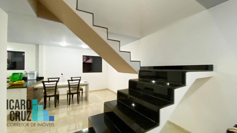 Imagem Casa com 5 Quartos à Venda, 309 m² em Itapuã - Salvador