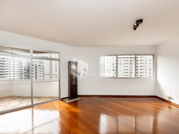 Imagem Apartamento com 4 Quartos à Venda, 244 m² em Vila Uberabinha - São Paulo