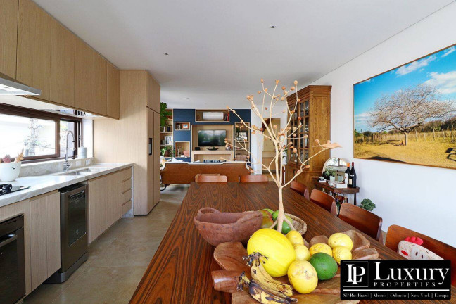 Imagem Casa com 3 Quartos à Venda, 250 m² em Vila Nova Conceição - São Paulo Imagem Casa com 3 Quartos à Venda, 250 m² em Vila Nova Conceição - São Paulo