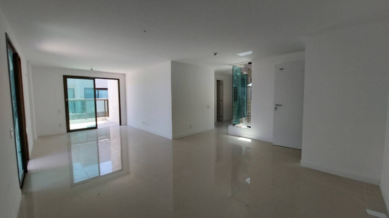 Imagem Cobertura com 3 Quartos à Venda, 144 m² em Praia Dos Anjos - Arraial Do Cabo Imagem Cobertura com 3 Quartos à Venda, 144 m² em Praia Dos Anjos - Arraial Do Cabo