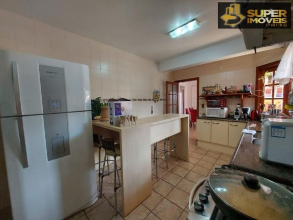 Imagem Casa com 4 Quartos à Venda, 360 m² em Centro - Pelotas
