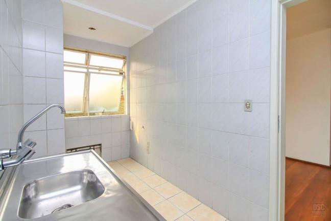 Imagem Imóvel com 2 Quartos à Venda, 56 m² em Cristal - Porto Alegre Imagem Imóvel com 2 Quartos à Venda, 56 m² em Cristal - Porto Alegre