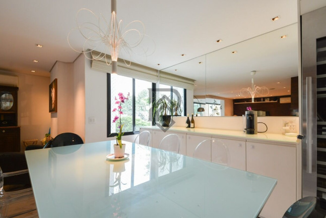 Imagem Apartamento com 4 Quartos à Venda, 172 m² em Moema - São Paulo Imagem Apartamento com 4 Quartos à Venda, 172 m² em Moema - São Paulo