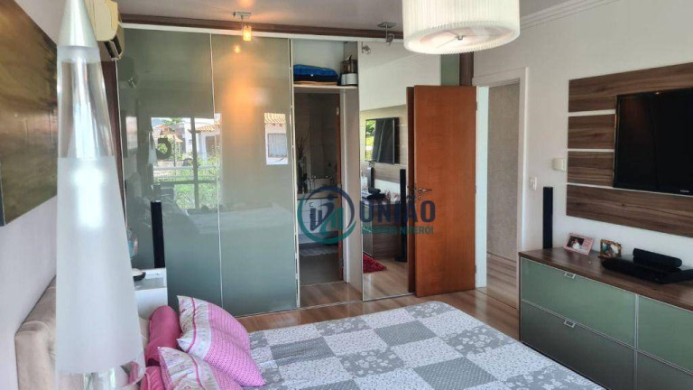 Imagem Casa com 3 Quartos à Venda, 242 m² em Camboinhas - Niterói