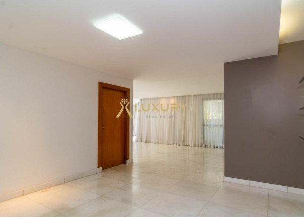 Imagem Imóvel com 4 Quartos à Venda, 251 m² em Sion - Belo Horizonte Imagem Imóvel com 4 Quartos à Venda, 251 m² em Sion - Belo Horizonte