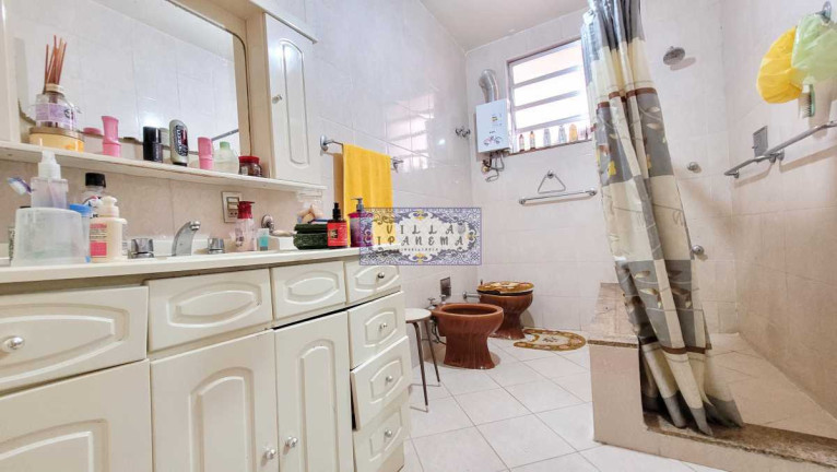 Imagem Apartamento com 3 Quartos à Venda, 156 m² em Copacabana - Rio De Janeiro Imagem Apartamento com 3 Quartos à Venda, 156 m² em Copacabana - Rio De Janeiro