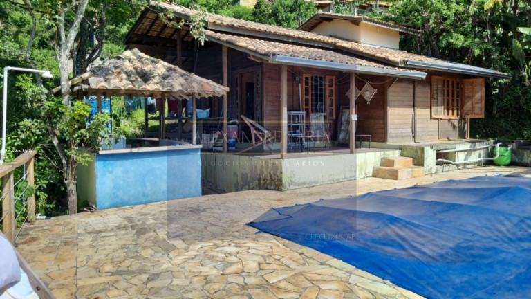 Imóvel Comercial à Venda, 300 m² em Barra Velha - Ilhabela