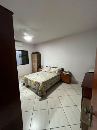 Imagem Casa com 3 Quartos à Venda, 156 m² em Jardim Shangrila - Itapetininga Imagem Casa com 3 Quartos à Venda, 156 m² em Jardim Shangrila - Itapetininga