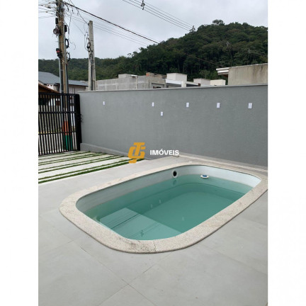 Imagem Sobrado com 3 Quartos à Venda, em Terras Altas - Camboriú Imagem Sobrado com 3 Quartos à Venda, em Terras Altas - Camboriú