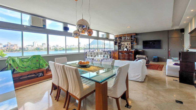 Imagem Apartamento com 4 Quartos à Venda, 220 m² em Lagoa - Rio De Janeiro Imagem Apartamento com 4 Quartos à Venda, 220 m² em Lagoa - Rio De Janeiro