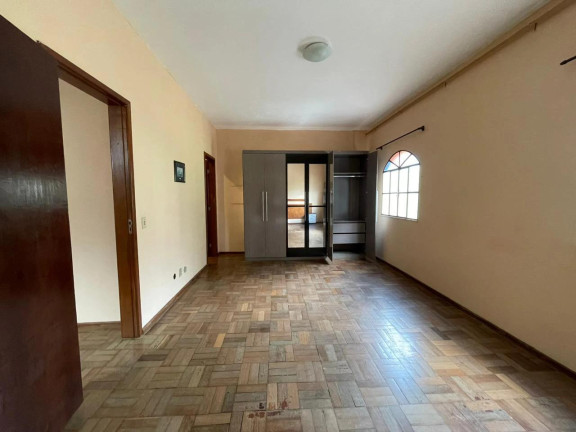 Casa com 5 Quartos à Venda, 181 m² em Albuquerque - Teresópolis