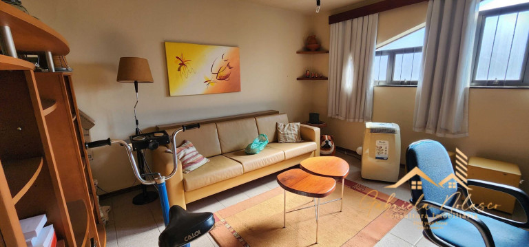 Imagem Casa com 3 Quartos à Venda, 252 m² em Centro - Mogi Mirim Imagem Casa com 3 Quartos à Venda, 252 m² em Centro - Mogi Mirim